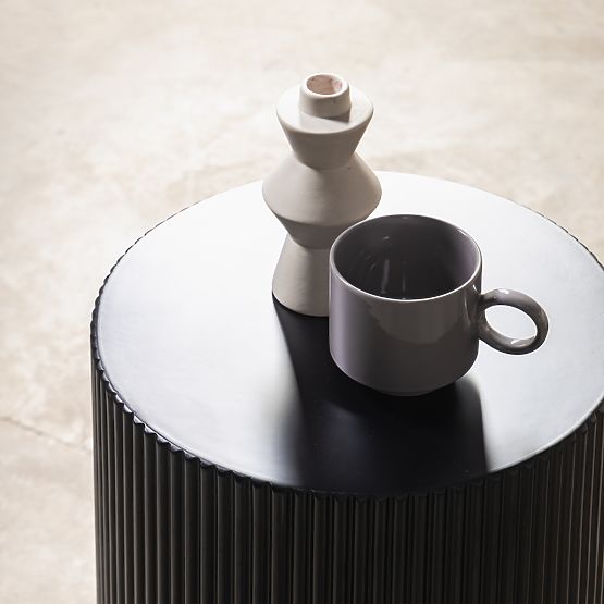 Beistelltisch Ermanno, 35 cm, schwarz, gerillt