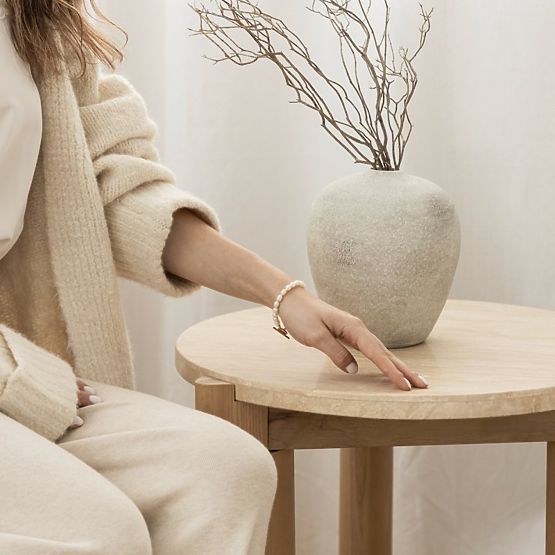 Beistelltisch Medley 50 cm, rund, Travertin/Esche