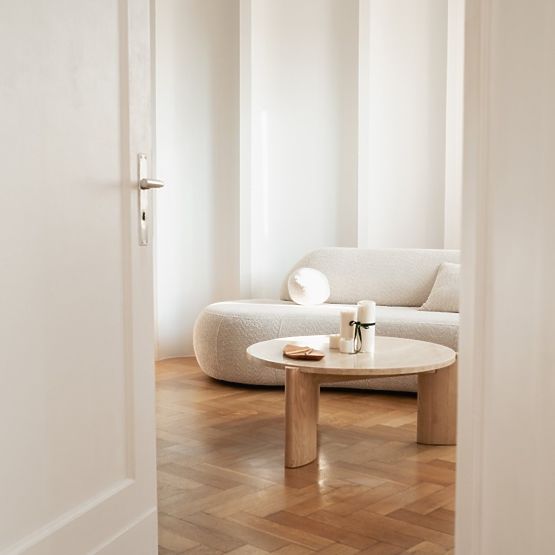 Couchtisch Medley 90 cm, rund, Travertin/Esche