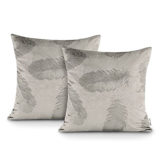 Dekorative Kissenhülle PEACOCK in Cappuccino mit geprägtem Tiermotiv im Glamour-Stil