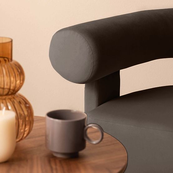 Entspannungssessel Hella braun, samtig, abgerundet