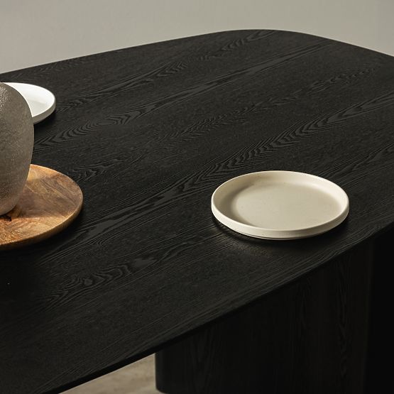 Esstisch Oriento 200 cm, oval, Eschenfurnier