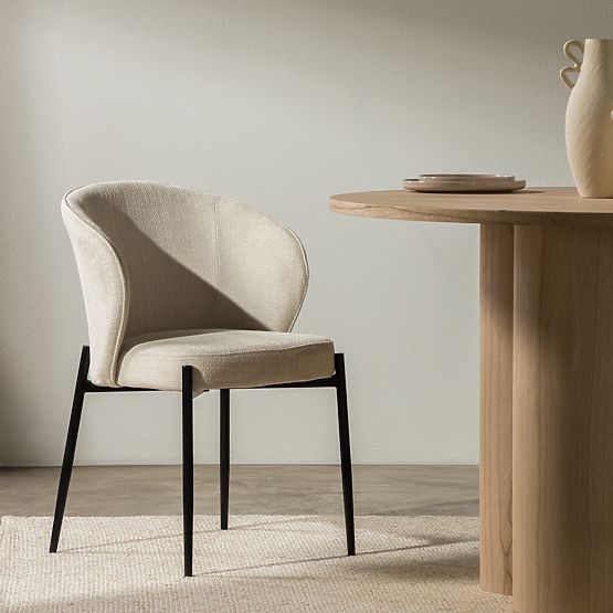 Esszimmerstuhl Avery hellbeige/schwarze Beine