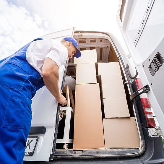 Gartenmöbel-Set FLORENCJA graues Sofa Ottomane