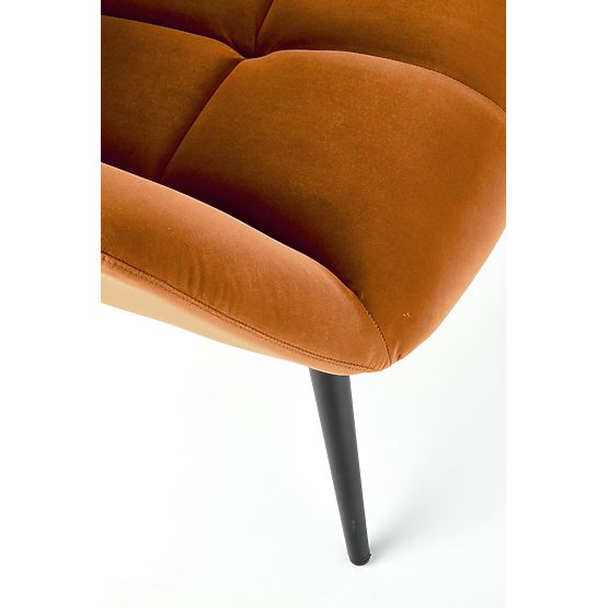 Gepolsterter Sessel Tyrion – Zimt