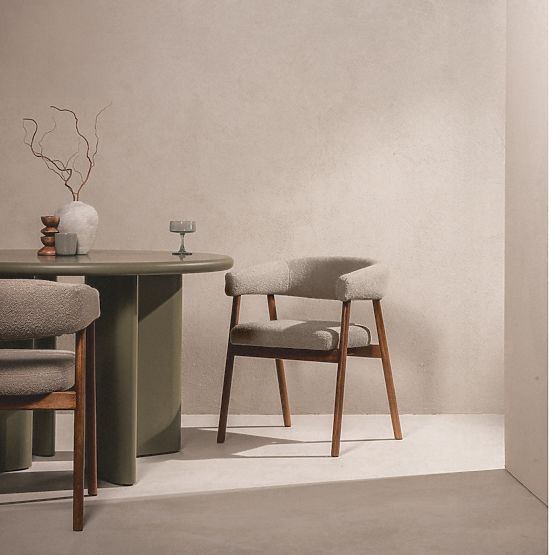 Gepolsterter Stuhl Giovani, hellbraun/Eichenholz, abgerundet