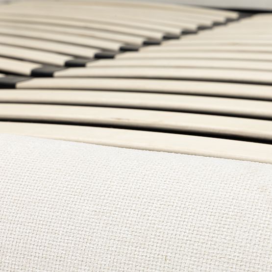 Gepolstertes Bett Lumi 160x200 cm, mit Lattenrost und Stauraum, abgerundet, hellbeige