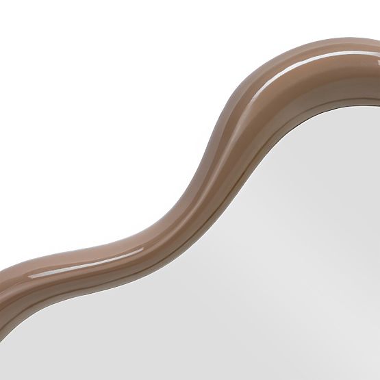 Hängespiegel Izzi, unregelmäßig, hellbraun/mocha, glänzend