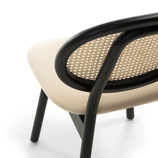 Holzstuhl Monet mit Wiener Geflecht, Rattan, Samt, schwarz/beige