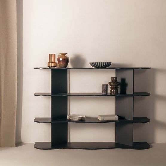 Niedriges Regal Rheo, schwarz, gewellt
