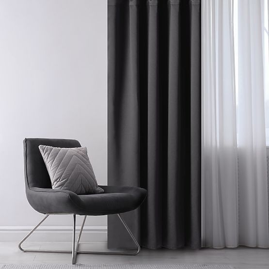 RESTILO BLACKOUT-Vorhang Farbe Schwarz, Raffhalter, klassischer Stil, silberne Ösen, Material bl