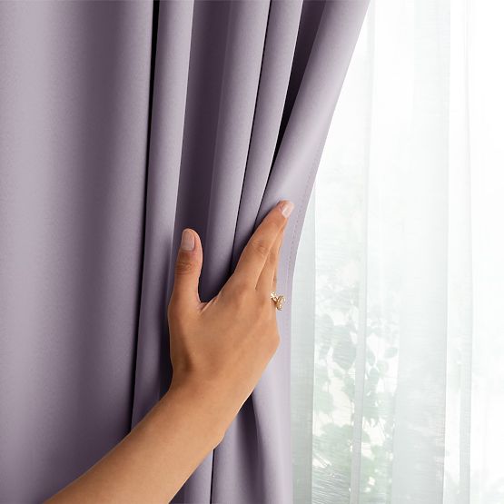 RESTILO Vorhang BLACKOUT Farbe Puderrosa, Raffhalter, klassischer Stil, silberne Ösen