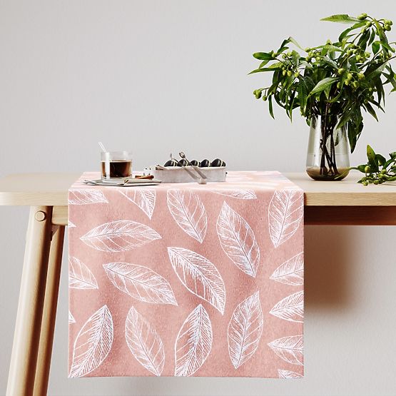 Tischläufer CALM Farbe pudrig rosa bedrucktes Pflanzenmotiv klassischer Stil 40x140 ameliahome