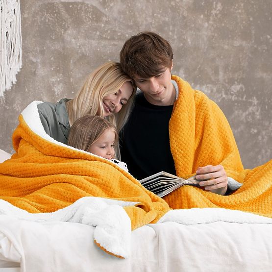 Überwurf SHLEEPY orange mit Jacquardmuster klassischer Stil 170x210