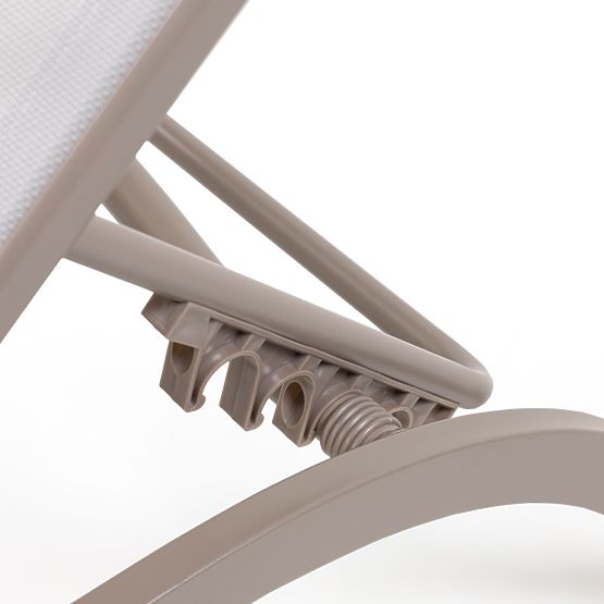 Verstellbare Gartenliege Sandy, hellgrau/beige