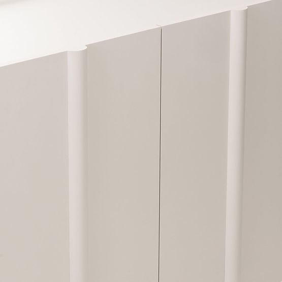 Vierflügelige Kommode Moss in Kaschmir, abgerundet