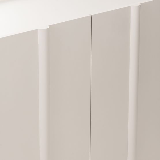 Vierflügelige Kommode Moss in Kaschmir, abgerundet