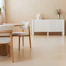 Dreitürige Kommode Lunaria mit gefräster Front, weiß, lectus